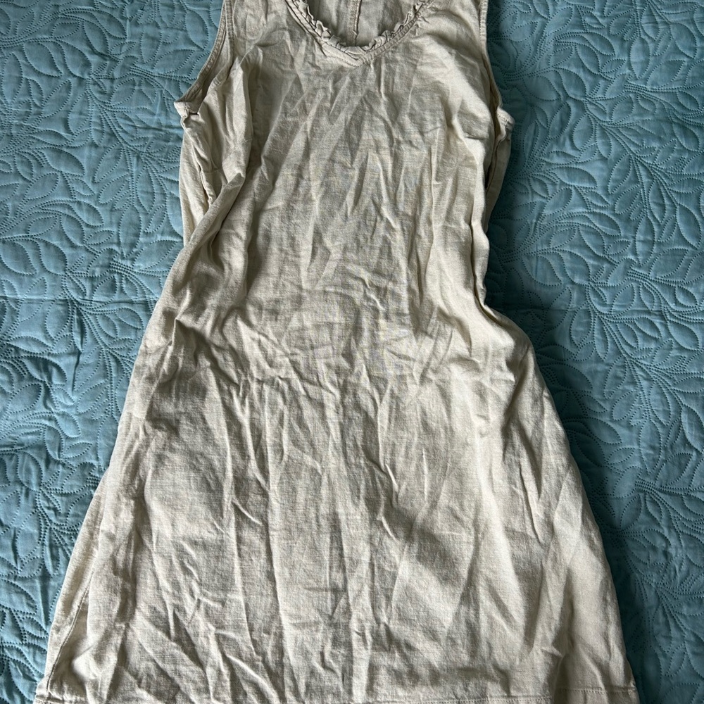 Briggs New York Cream Sleeveless Dress